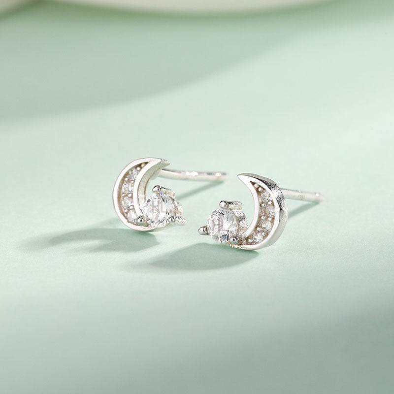 Wholesale Sterling Silver Earrings for Girls Fashionable Small Fresh and Diamond-encrusted Moon Simple Girly Heart Earrings